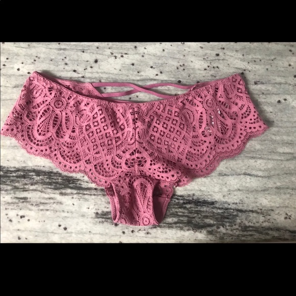 BRAND NEW VS Very Sexy Cheeky Underwear - Picture 2 of 2